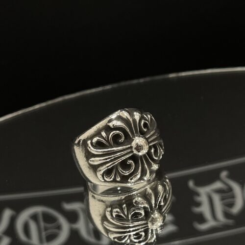 Chrome hearts keeper ring