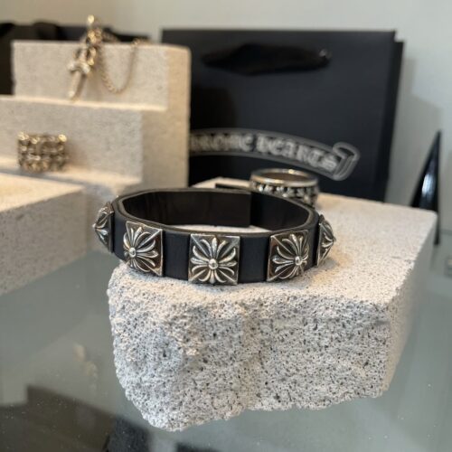 Chrome hearts pyramid leather bracelet