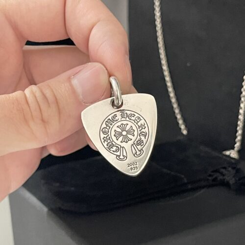 Chrome hearts Horseshoe logo guitar pick pendant