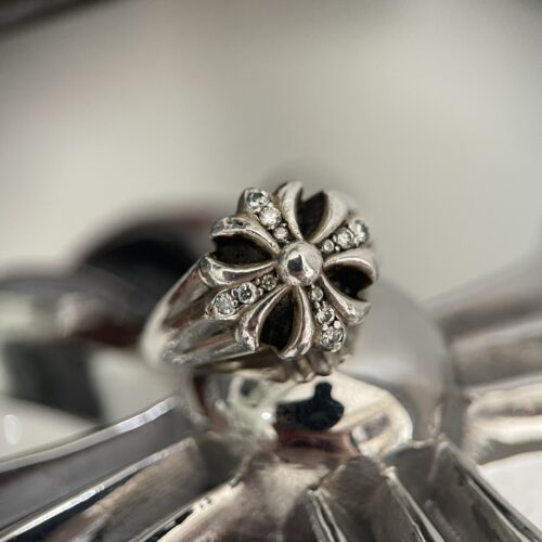 Chrome hearts cutout diamond pave size 6 us