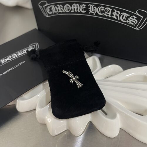 CHROME HEARTS BABY FAT CROSS