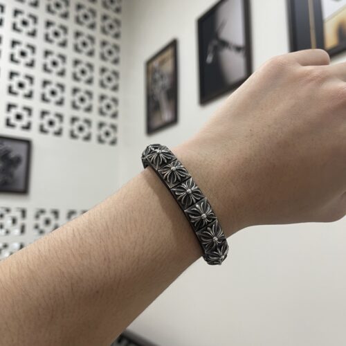 CHROME HEARTS PYRAMID LEATHER BRACELET