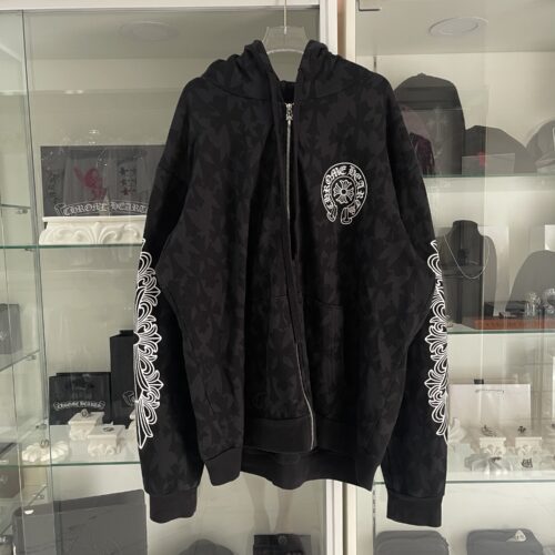 CHROME HEARTS CROSS PRINTED ZIP HOODIE SIZE L (52/30)
